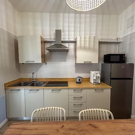 5 Stelle, Di Lusso E Storia アパート